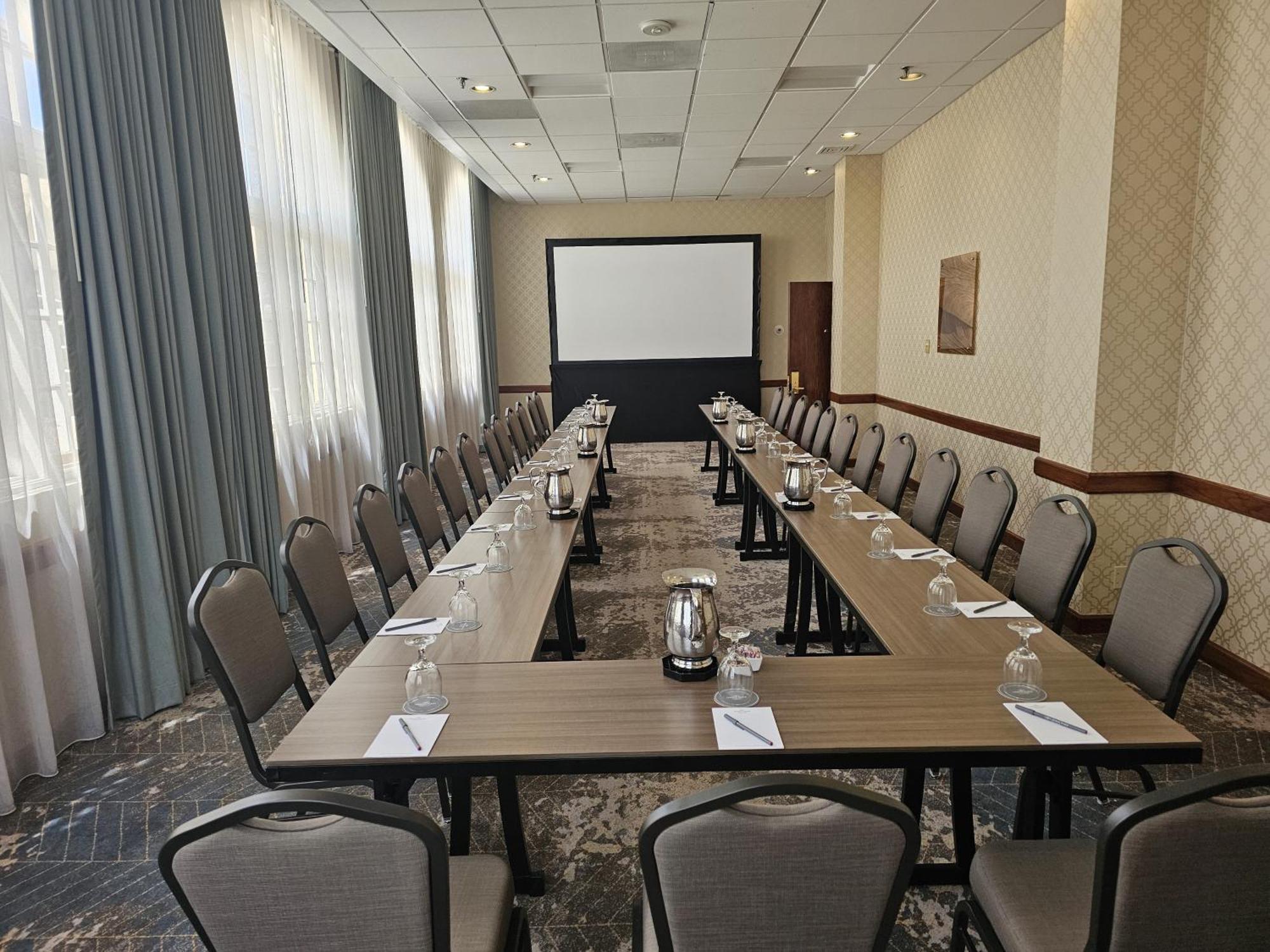 Crowne Plaza Phoenix - Chandler Golf Resort By Ihg Ngoại thất bức ảnh